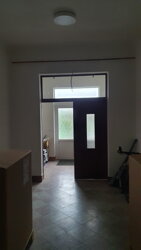 Praha hostivař - pískování nápisu nad vstupní dveře Praha hostivař - pískování nápisu nad vstupní dveře