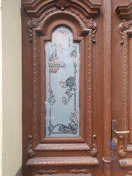 Praha  - pískování motivu na skleněné dveře dle přání zákazníka