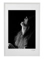 Umelecká čiernobiela fotografia - Emócie (čierny rám)
