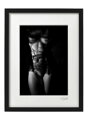 Umělecká fotografie Akty - Krajka na těle (černý rám)