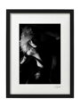 Künstlerische Schwarz-Weiß-Fotografie - Bewegung (schwarzer Rahmen)