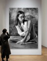 Limitovaná edice autorské fotografie - Dívka v brýlích