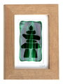 Inuksuk - zelené vitrážové sklo v hnedom ráme 13 x 18 cm (pasparta 10 x 15 cm)