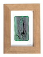 Modlící ruce - zelené vitrážové sklo v hnědém rámu 13 x 18 cm ( pasparta 10 x 15 cm )