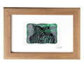 Zebra - zelené vitrážové sklo v hnedom ráme 21 x 30 cm ( pasparta 13 x 18 cm )