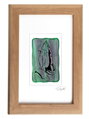 Modliace ruky - zelené vitrážové sklo v hnedom ráme 21 x 30 cm ( pasparta 13 x 18 cm )