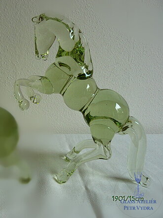 Foukaný kůň z historického skla 1901/15cm