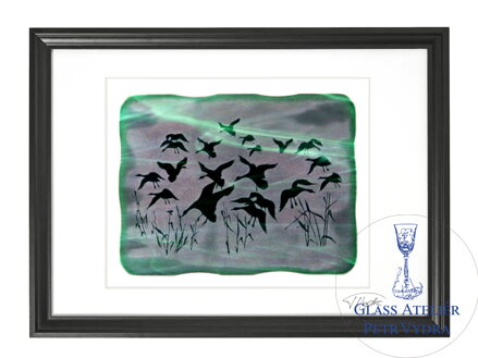 Husi - zelené vitrážové sklo v čiernom ráme 50 x 70 cm ( pasparta 40 x 50 cm )