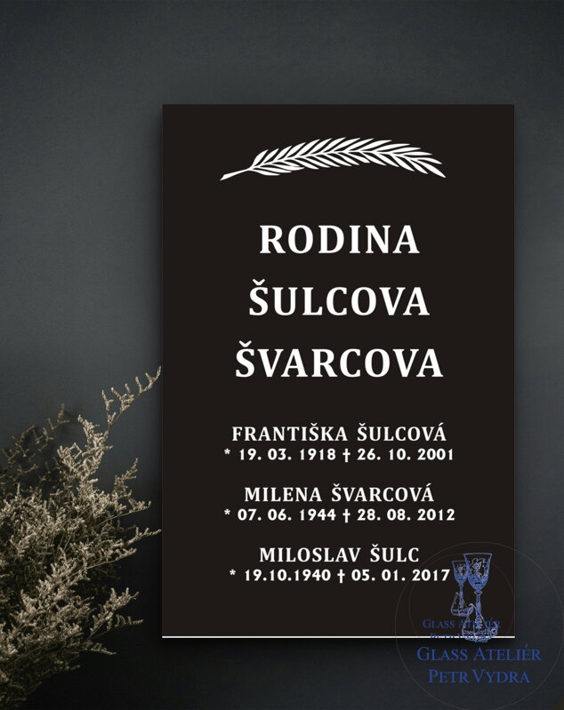 V5. Černá náhrobní skleněná deska s pírkem 