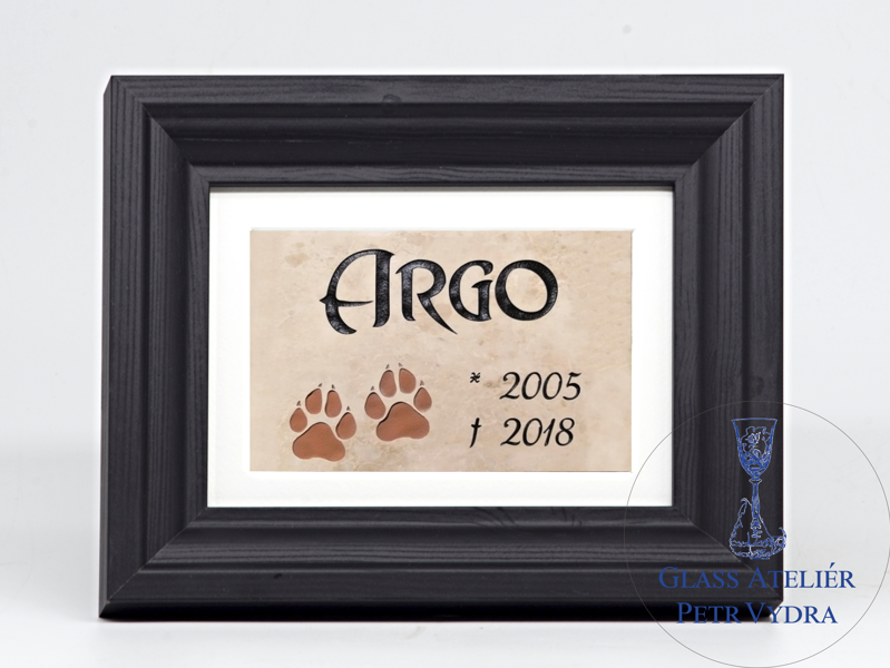 Ehrfürchtiges Tierdenkmal - Verpackungen braun und Beschriftung schwarz 13 x 18 cm (Passepartout 10 x 15 cm) Ehrfürchtiges Tierdenkmal - Verpackungen braun und Beschriftung schwarz 13 x 18 cm (Passepartout 10 x 15 cm)