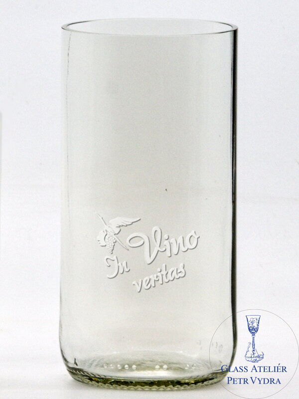 2ks Eko sklenice (z lahve od piva) velká čirá (13 cm, 6,5 cm) Moldavský čáp - In vino veritas 2ks Eko sklenice (z lahve od piva) velká čirá (13 cm, 6,5 cm) Moldavský čáp - In vino veritas