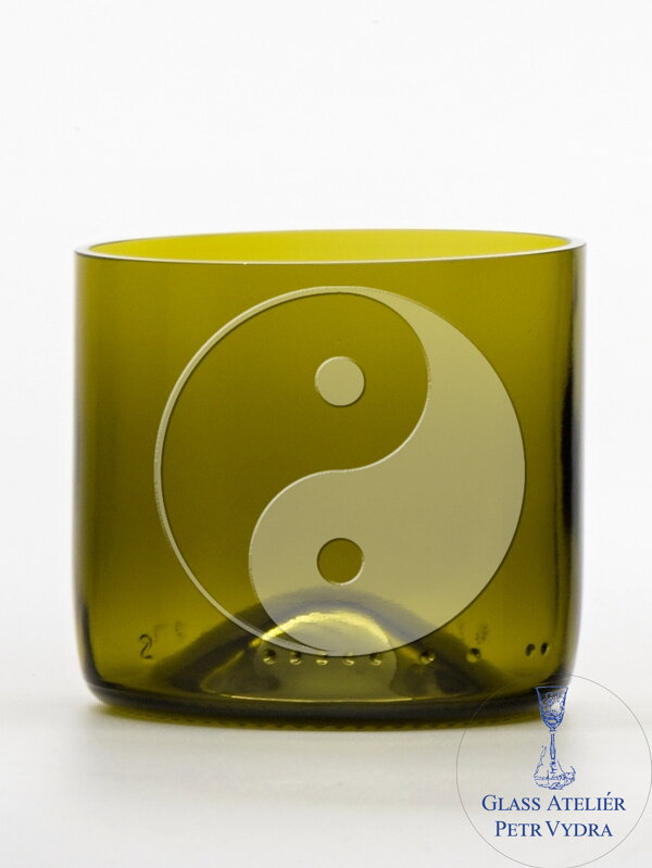 2ks Eko poháre (z fľaše od vína) mini olivová (7 cm, 7,5 cm) Jing Jang 2ks Eko poháre (z fľaše od vína) mini olivová (7 cm, 7,5 cm) Jing Jang