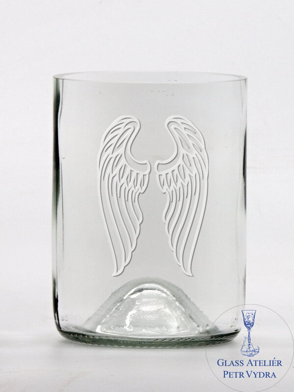 2 Stk. Öko-Gläser (aus einer Weinflasche) klein klar (10 cm, 7,5 cm) Engelsflügel 2 Stk. Öko-Gläser (aus einer Weinflasche) klein klar (10 cm, 7,5 cm) Engelsflügel