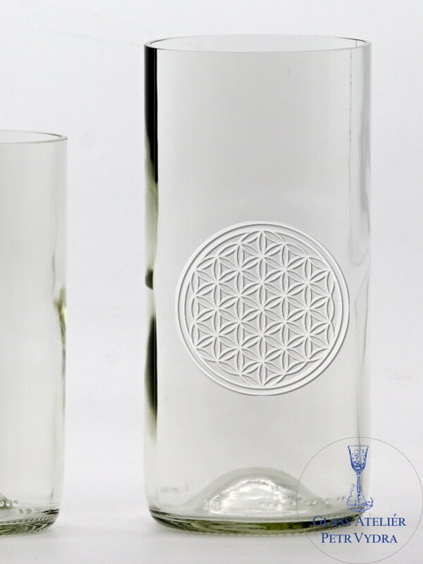 2 Stück Öko-Gläser (aus einer Weinflasche) groß klar (16 cm, 7,5 cm) Motiv Blume des Lebens 2 Stück Öko-Gläser (aus einer Weinflasche) groß klar (16 cm, 7,5 cm) Motiv Blume des Lebens