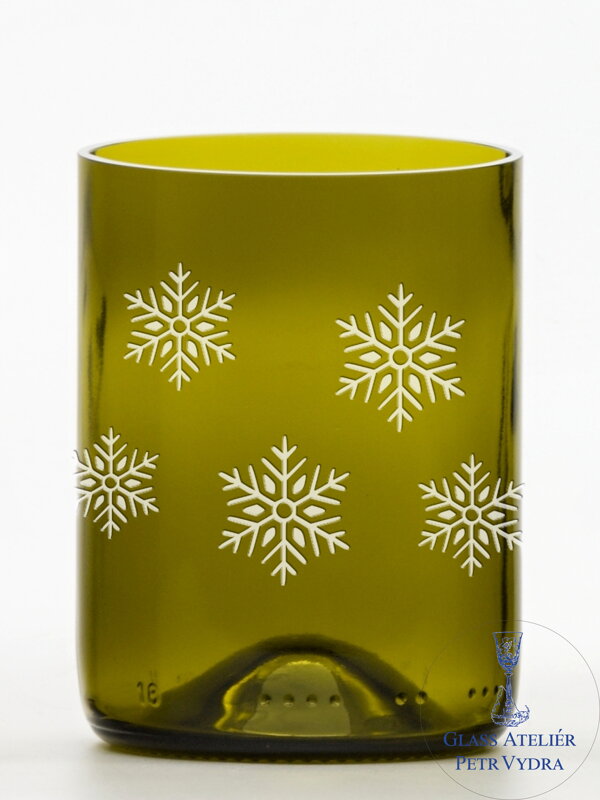 2ks Eko sklenice (z lahve od vína) olivová ( 10 cm, 7,5 cm) Vločka 2ks Eko sklenice (z lahve od vína) olivová ( 10 cm, 7,5 cm) Vločka