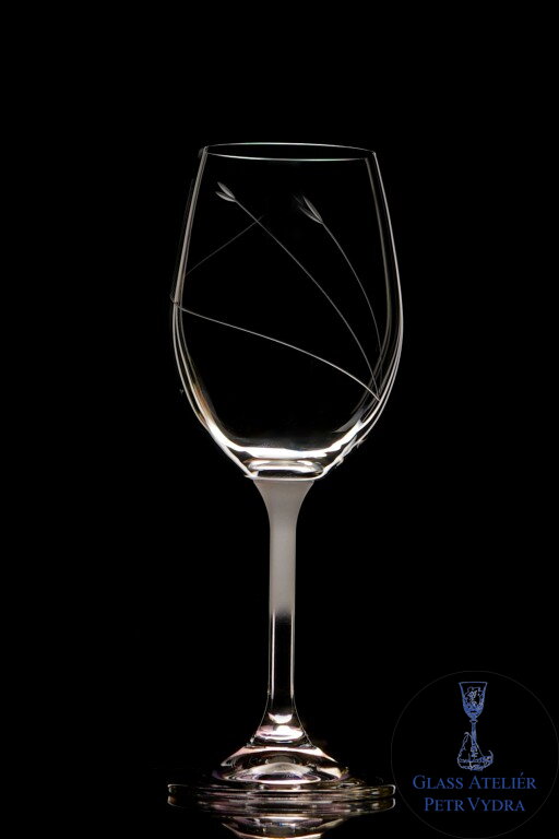 2x Sklenice na víno (250/350 ml) - jemný motiv s dárkovou krabicí s prostorem na lahev 2x Sklenice na víno (250/350 ml) - jemný motiv s dárkovou krabicí s prostorem na lahev