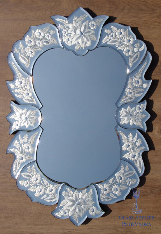 Benátské zrcadlo - 70 x102cm  ( 307 B )