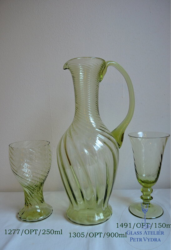 HISTORISCHES GLAS - Waldglas -  Krug mit 12x Gläser  - 1x 1305/OPT/900 ml , 6x 1277/OPT/250 ml a 1491/OPT/150 ml