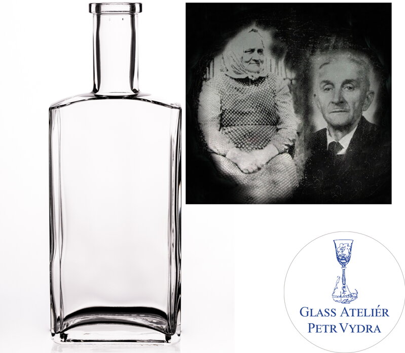 Láhev na likér Hannibal (500 ml) s vaší fotografií Láhev na likér Hannibal (500 ml) s vaší fotografií