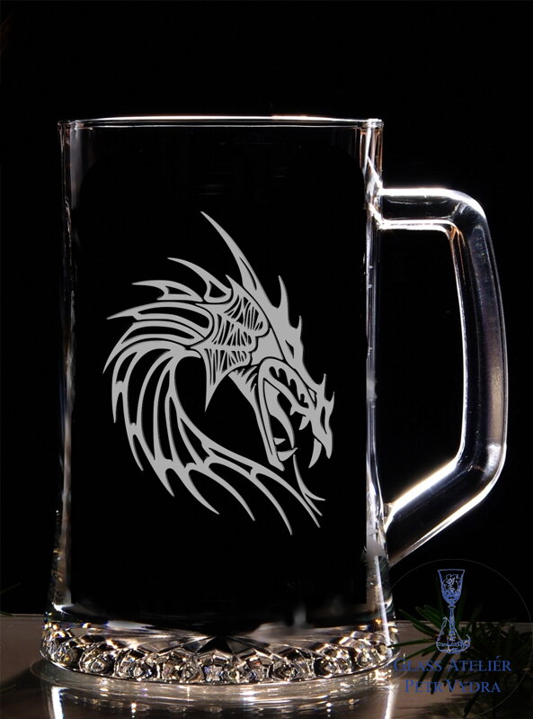 Pullitr nebo třetinka s pískovaným motivem - hlava draka