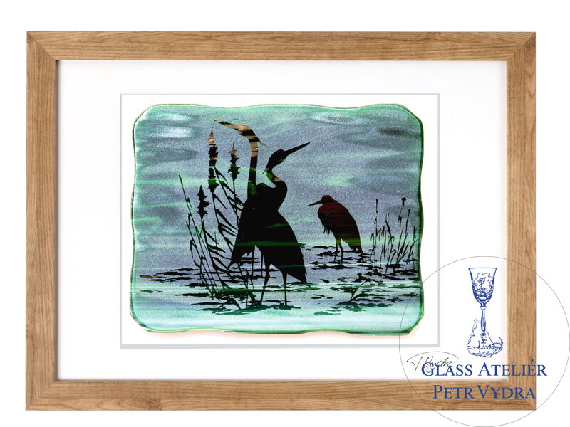Volavka - zelené vitrážové sklo v černém rámu 50 x 70 cm ( pasparta 40 x 50 cm ) Volavka - zelené vitrážové sklo v černém rámu 50 x 70 cm ( pasparta 40 x 50 cm )