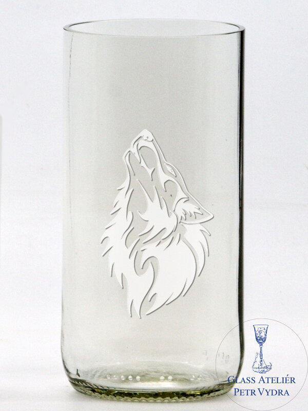 2ks Eko sklenice (z lahve od piva) velká čirá (13 cm, 6,5 cm) Motiv Vlk