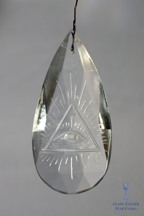 Lapač slunce z broušeného skla Swarovski s rytinou Boží oko, symbol Svobodných zednářů , 65 x 30 mm