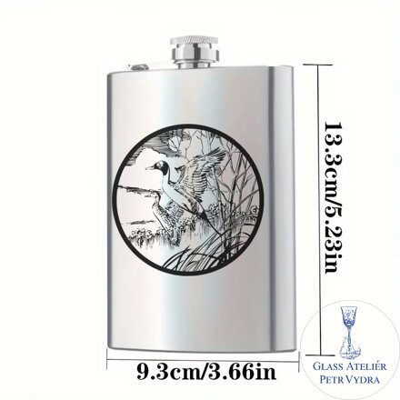 Placatka s motivem letící kachna - Gravírování do kovu