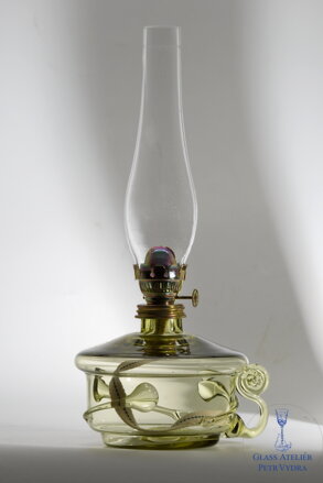 Petrolejová lampa, historické lesní sklo - 912-s, 32x16 cm