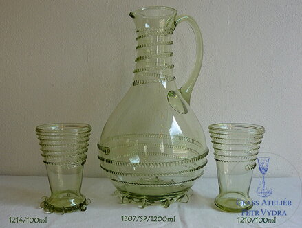 Láhev s 6x sklenicema z historického skla -  1x 1307/SP/1200 ml a 6x 1214/100ml
