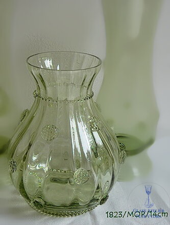 Foukaná vázička z historického skla 1823/MOP/14cm