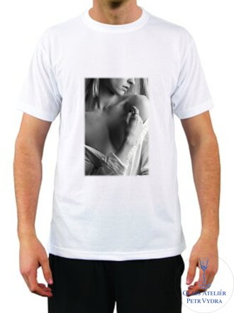 Tričko s krátkým rukávem Unisex- potisk autorských fotografií - fotograf Petr Vydra - Žena v halence