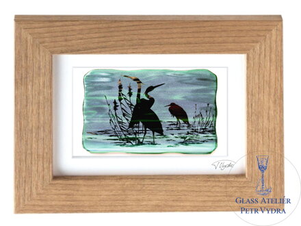 Volavka  - zelené vitrážové sklo v černém rámu 13 x 18 cm ( pasparta 10 x 15 cm )