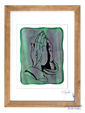 Modlící ruce - zelené vitrážové sklo v hnědém rámu 50 x 70 cm ( pasparta 40 x 50 cm )