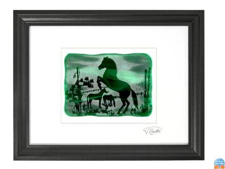 Kone - zelené vitrážové sklo v čiernom ráme 30 x 40 cm ( pasparta 21 x 30 cm )