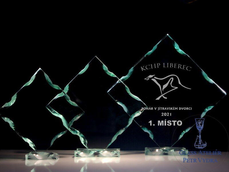 Sportovní trofej - Plaketa kosočtverec (vlastní logo, text) 13 cm
