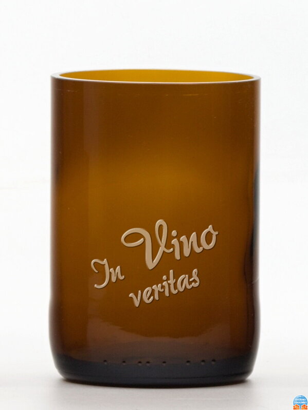 2 St. Öko-Gläser (aus einer Bierflasche) mittelbraun (10 cm, 6,5 cm) In vino veritas