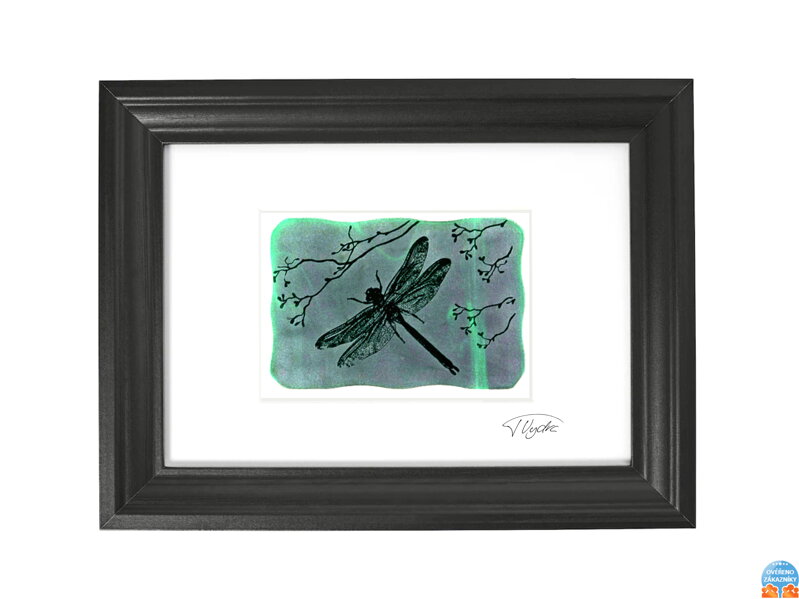 Vážka - zelené vitrážové sklo v černém rámu 21 x 30 cm ( pasparta 13 x 18 cm )