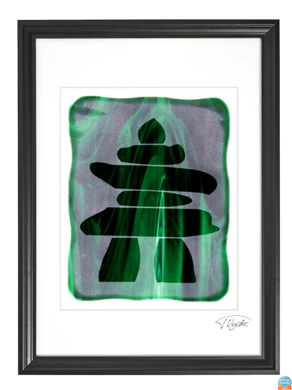 Inuksuk- zelené vitrážové sklo v černém rámu 50 x 70 cm ( pasparta 40 x 50 cm )
