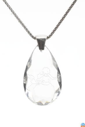 Skleněný broušený přívěšek ve tvaru kapka s pískovaným motivem Malý princ s liškou, barva Crystal, stříbrná šlupna a stříbrný řetízek