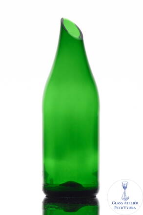 Eko karafa z recyklovaného skla (z lahve od vína) zelená