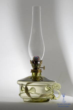 Petrolejová lampa, historické lesní sklo - 912-s, 32x16 cm
