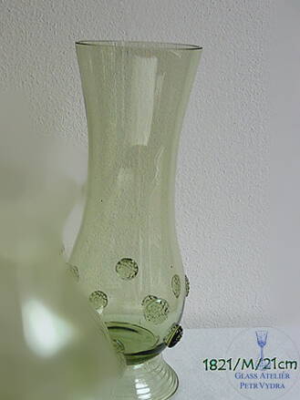 Foukaná vázička z historického skla 1821/M/21cm